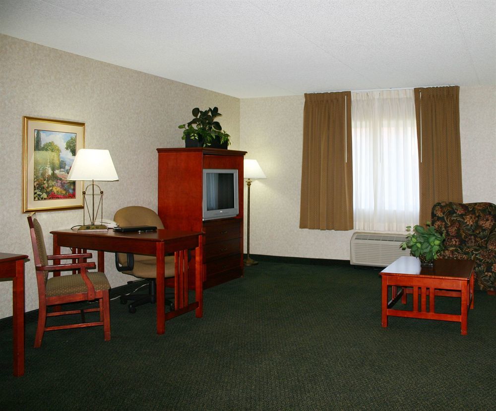 Club Hotel Nashville Inn & Suites מראה חיצוני תמונה